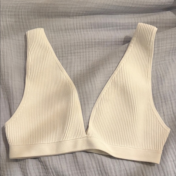 Aritzia Cream Ribbed Top - Picture 1 of 4